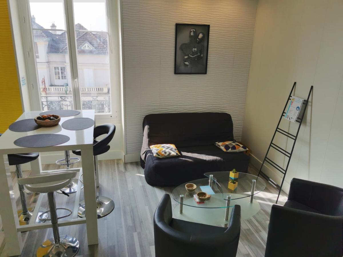 Vittel Loc'S - Le 214, Classe 3 Etoiles Osez L'Experience Exterior photo